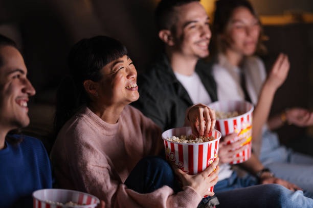 How Users Can Help Strengthen the Creator Economy?